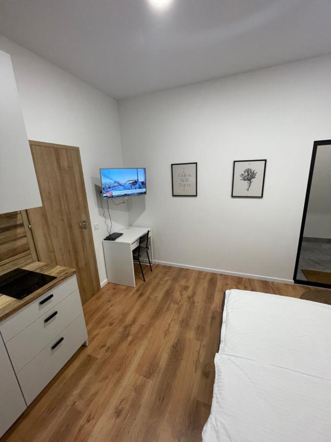 Airport Apartment 29 Self Check-In Free Parking 빌뉴스 외부 사진
