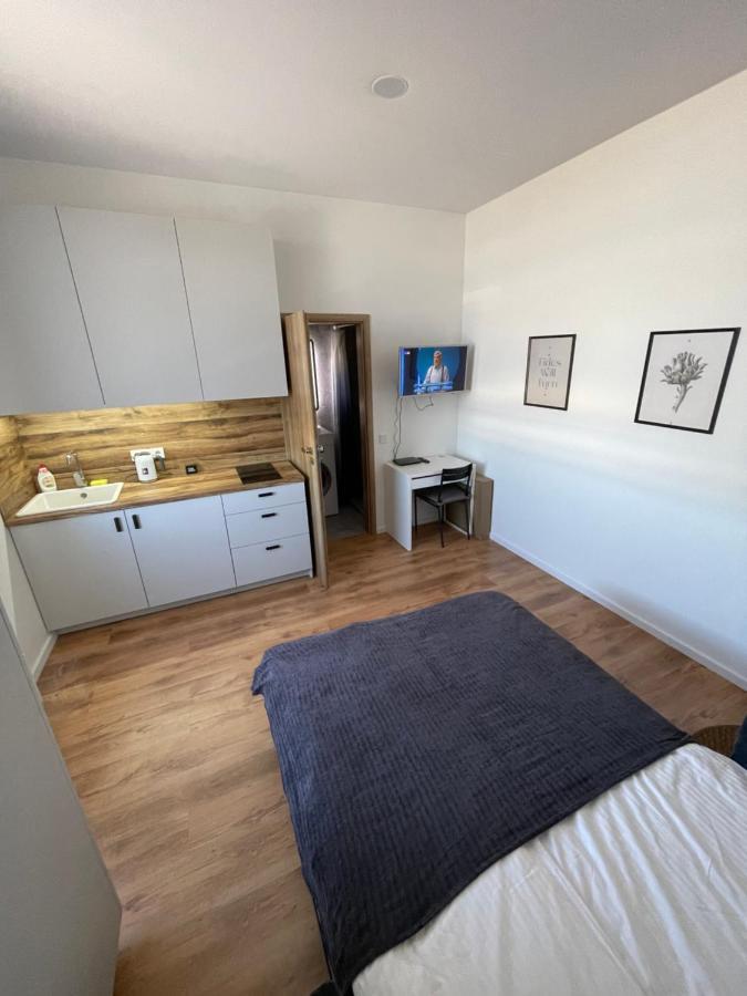 Airport Apartment 29 Self Check-In Free Parking 빌뉴스 외부 사진